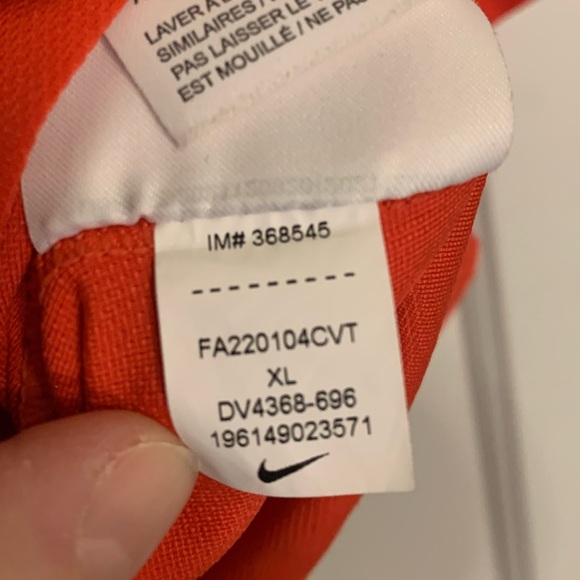 Nike Sportswear Air short sleeve crop t-shirt red orange, Women's size XL - Picture 10 of 10